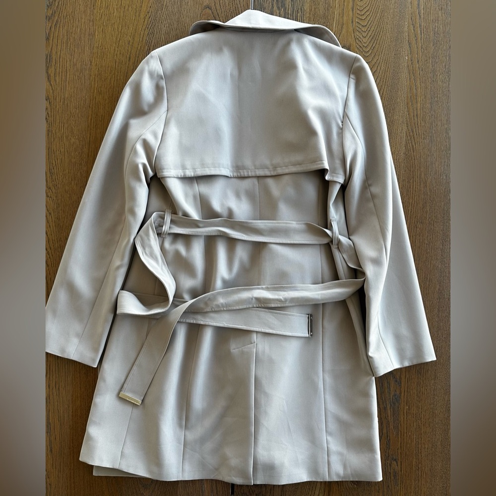 MICHAEL Michael Kors Light Beige Camel Tan Trench Coat with Belt - Picture 3 of 14